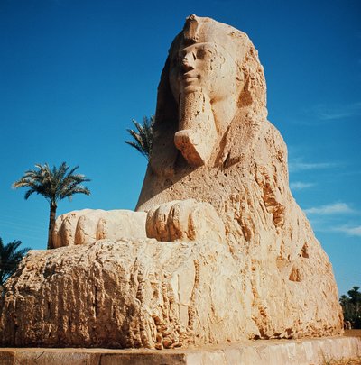 Sphinx en albâtre, Nouvel Empire, probablement du règne d